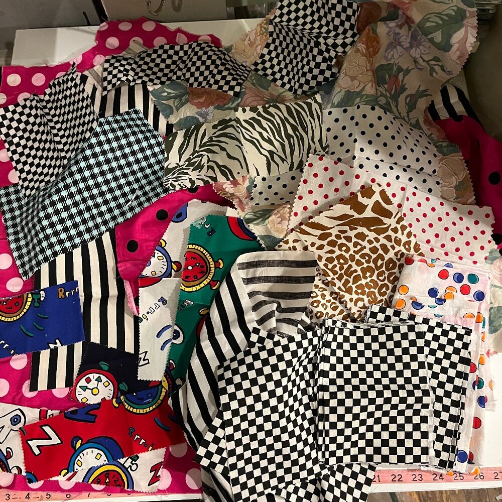 36 PC Vintage Cotton Fabric Bundle - Picture 2 of 16